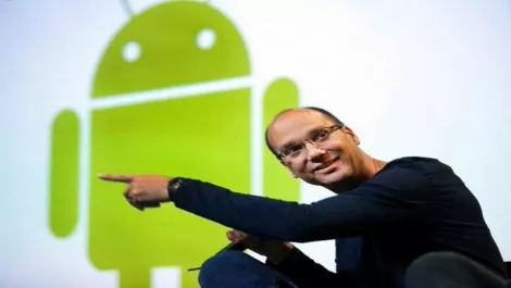 Android founder resigns as boss