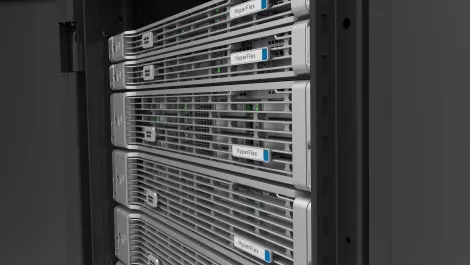 Cisco flexes data center muscle with new offerings