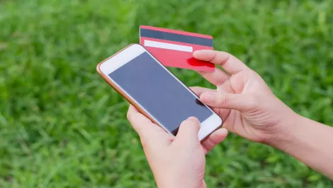 Android banking Trojan stalks Google Play - again