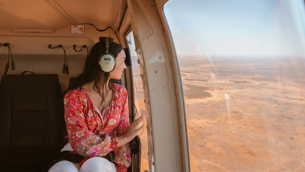 Lola hubner travel shot