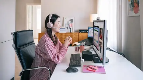 Professional headsets essential for productivity in hybrid workplaces